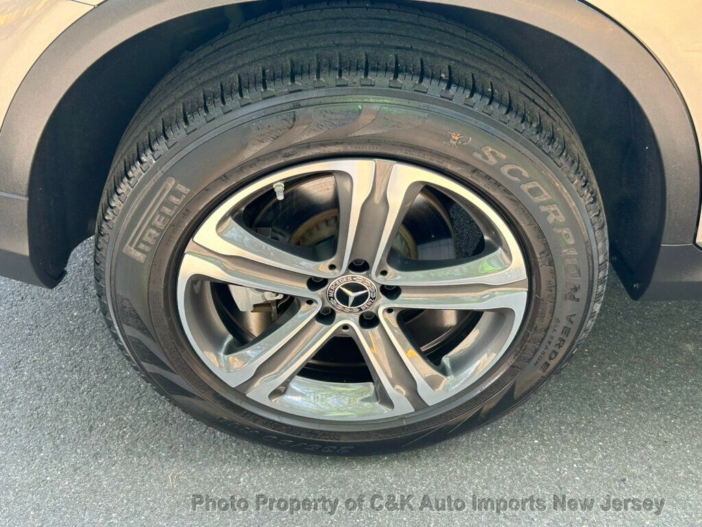 2019 Mercedes Benz GLC 300 4MATIC photo 48
