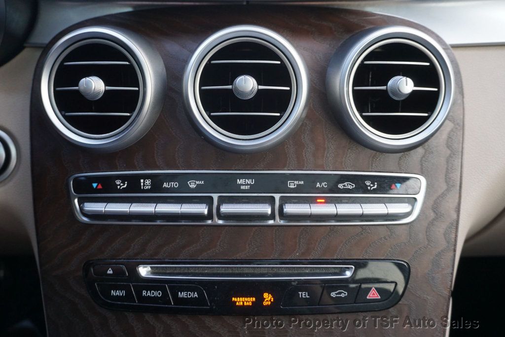 2019 Mercedes-Benz GLC GLC 300 4MATIC SUV - 23095033 - 24