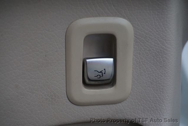 2019 Mercedes-Benz GLC GLC 300 4MATIC SUV - 23095033 - 32