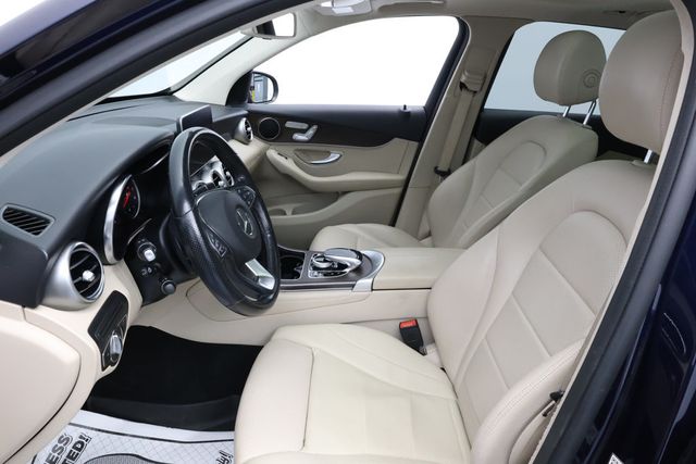 2019 Mercedes-Benz GLC GLC 300 4MATIC SUV w/ Multimedia & Premium Pkgs + Panorama Roof - 22937527 - 16