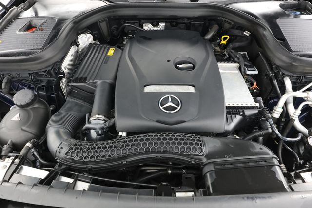 2019 Mercedes-Benz GLC GLC 300 4MATIC SUV w/ Multimedia & Premium Pkgs + Panorama Roof - 22937527 - 22