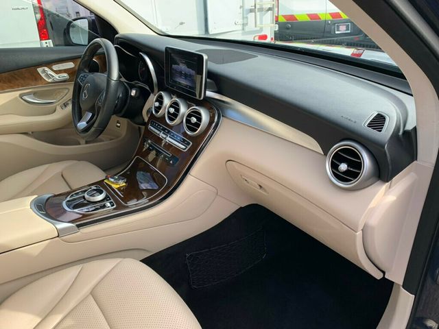 2019 Mercedes-Benz GLC GLC 300 SUV - 22975614 - 19