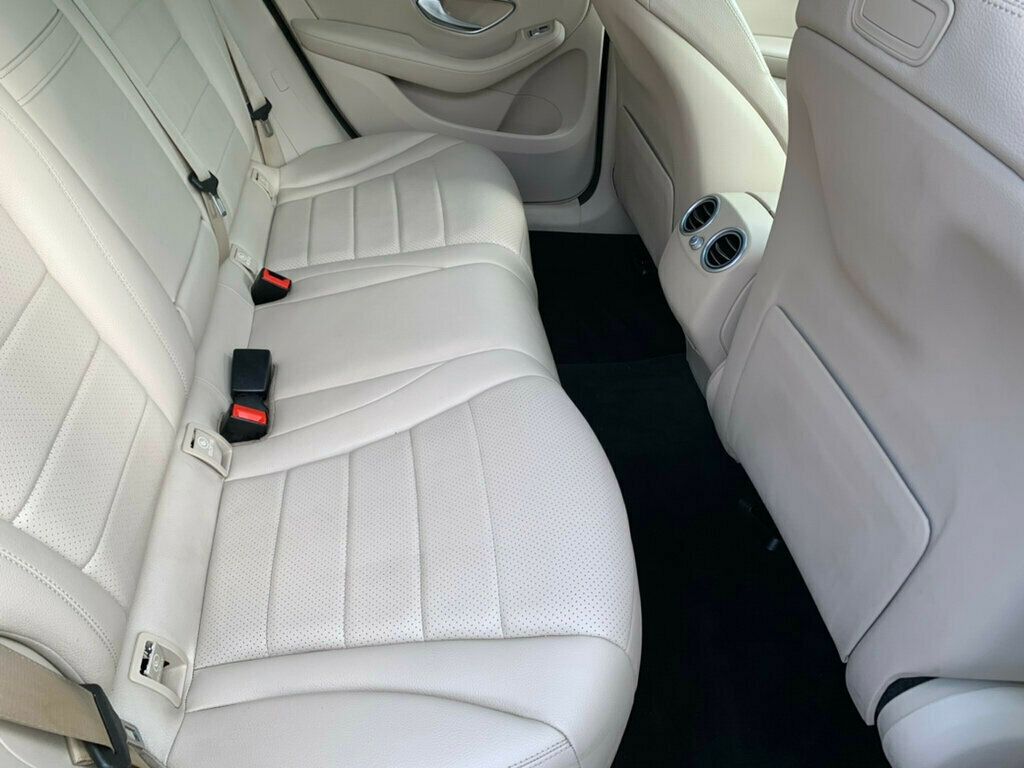 2019 Mercedes-Benz GLC GLC 300 SUV - 22975614 - 29