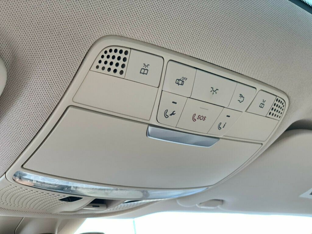 2019 Mercedes-Benz GLC GLC 300 SUV - 22975614 - 32