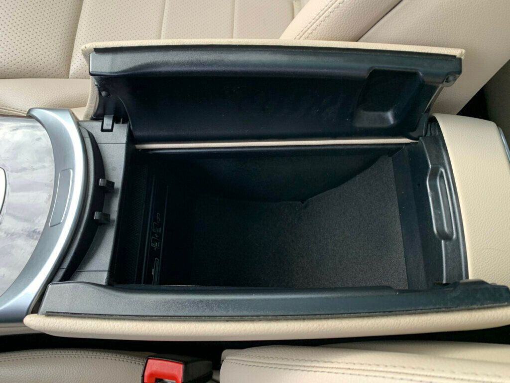 2019 Mercedes-Benz GLC GLC 300 SUV - 22975614 - 34