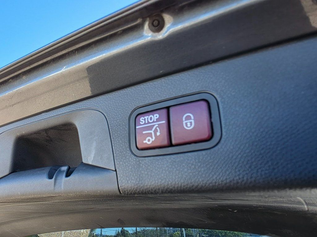 2019 Mercedes-Benz GLC GLC 300 SUV - 22942476 - 12