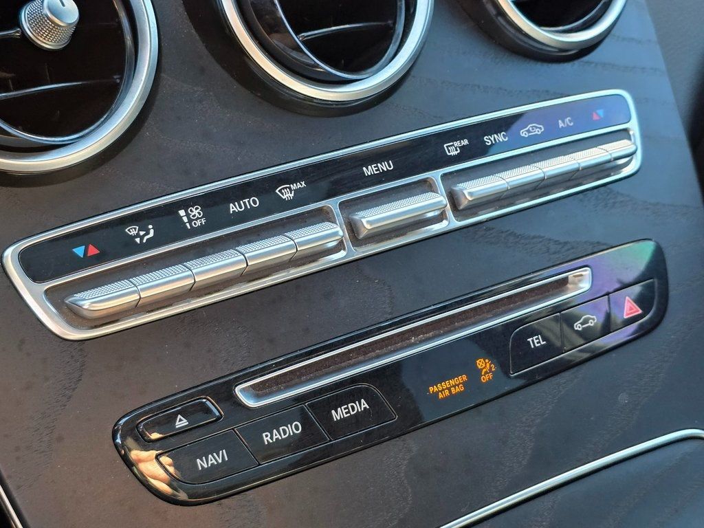 2019 Mercedes-Benz GLC GLC 300 SUV - 22942476 - 30