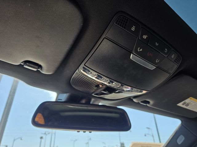 2019 Mercedes-Benz GLC GLC 300 SUV - 22942476 - 33