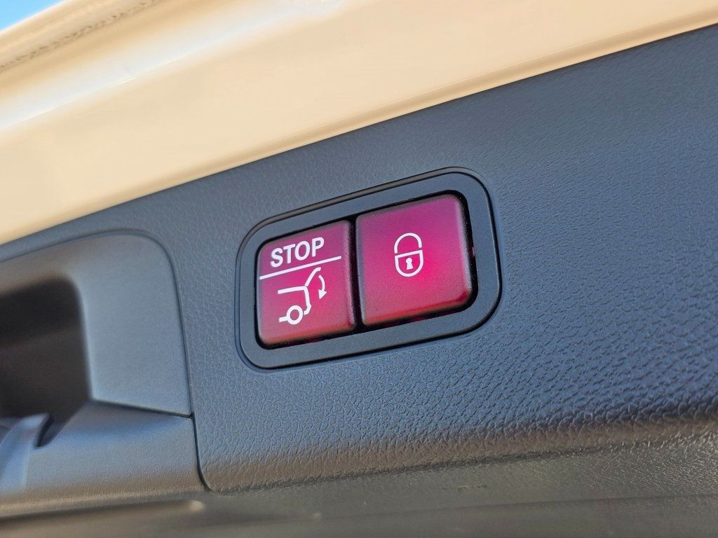 2019 Mercedes-Benz GLC GLC 300 SUV - 22943519 - 13