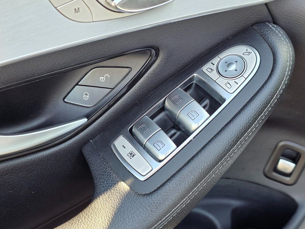 2019 Mercedes-Benz GLC GLC 300 SUV - 22943519 - 21