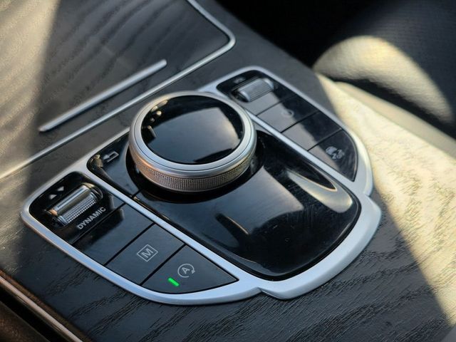 2019 Mercedes-Benz GLC GLC 300 SUV - 22943519 - 30