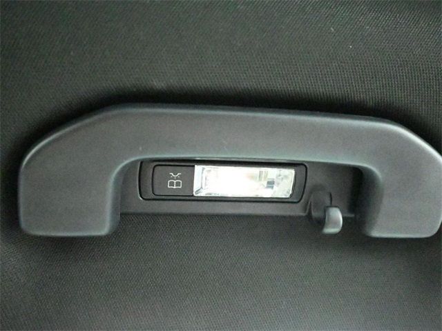 2019 Mercedes-Benz GLC GLC 300 SUV - 22968097 - 16