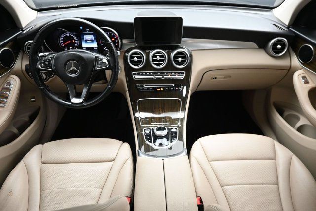 2019 Mercedes-Benz GLC GLC 300 SUV - 23080005 - 9