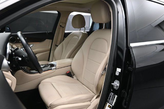 2019 Mercedes-Benz GLC GLC 300 SUV - 23080005 - 4