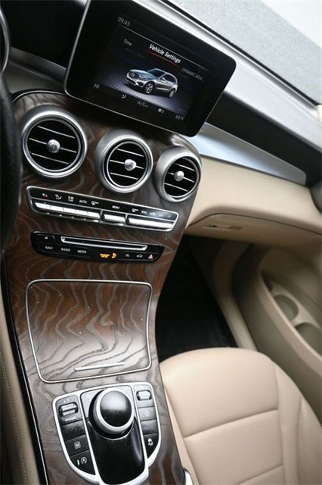 2019 Mercedes-Benz GLC GLC 300 SUV - 22968226 - 23