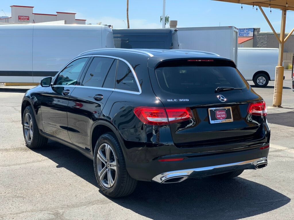 2019 Mercedes-Benz GLC GLC 300 SUV 1-OWNER - 22558205 - 9