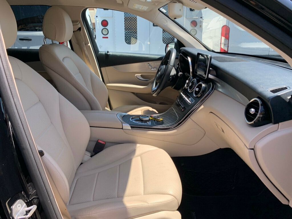 2019 Mercedes-Benz GLC GLC 300 SUV 1-OWNER - 22558205 - 16