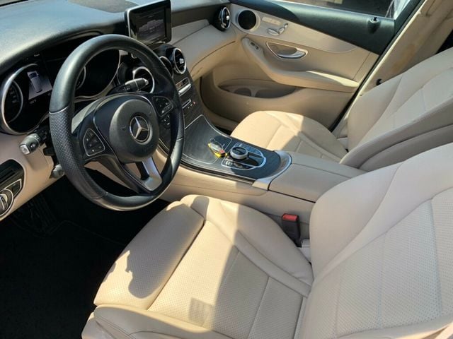 2019 Mercedes-Benz GLC GLC 300 SUV 1-OWNER - 22558205 - 4