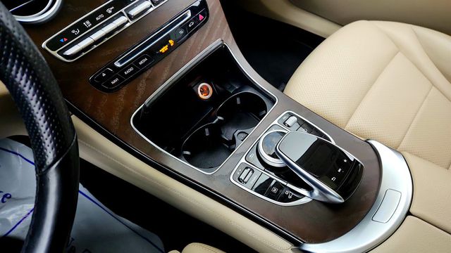 2019 Mercedes-Benz GLC GLC 350e 4MATIC SUV w/ Intelligent Hybrid Nav & Multimedia Pkg - 23021509 - 15