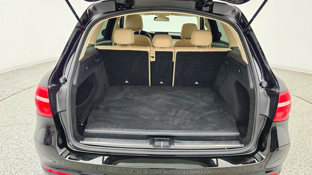 2019 Mercedes-Benz GLC GLC 350e 4MATIC SUV w/ Intelligent Hybrid Nav & Multimedia Pkg - 23021509 - 20