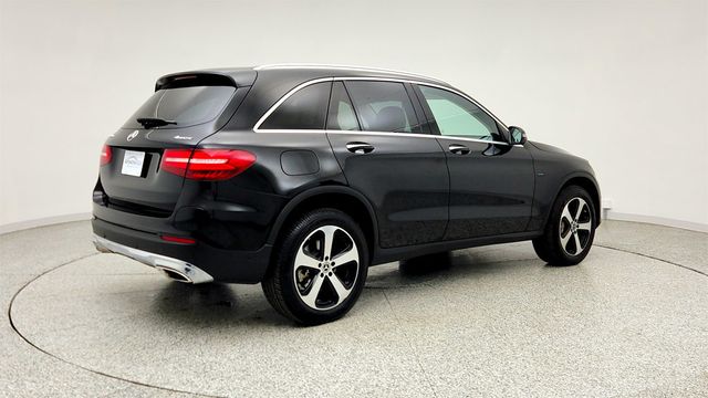 2019 Mercedes-Benz GLC GLC 350e 4MATIC SUV w/ Intelligent Hybrid Nav & Multimedia Pkg - 23021509 - 4
