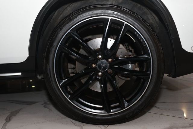 2019 Mercedes-Benz GLC GLC 63 AMG - 22985990 - 28