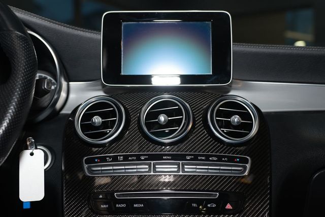 2019 Mercedes-Benz GLC GLC 63 AMG - 22985990 - 37