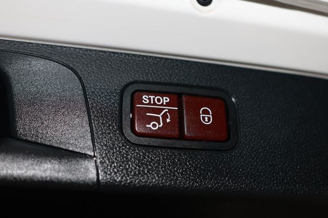 2019 Mercedes-Benz GLC GLC 63 AMG - 22985990 - 40