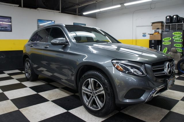 2019 Mercedes-Benz GLC Low Mileage, Immaculate! Panorama Roof! - 22945632 - 10
