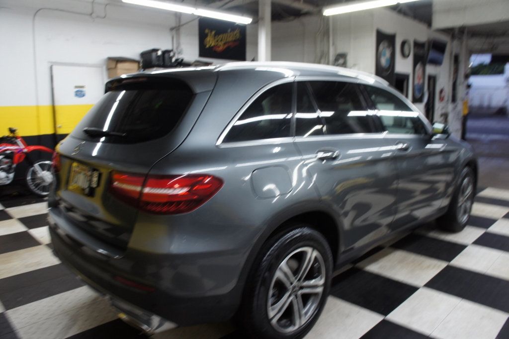 2019 Mercedes-Benz GLC Low Mileage, Immaculate! Panorama Roof! - 22945632 - 15