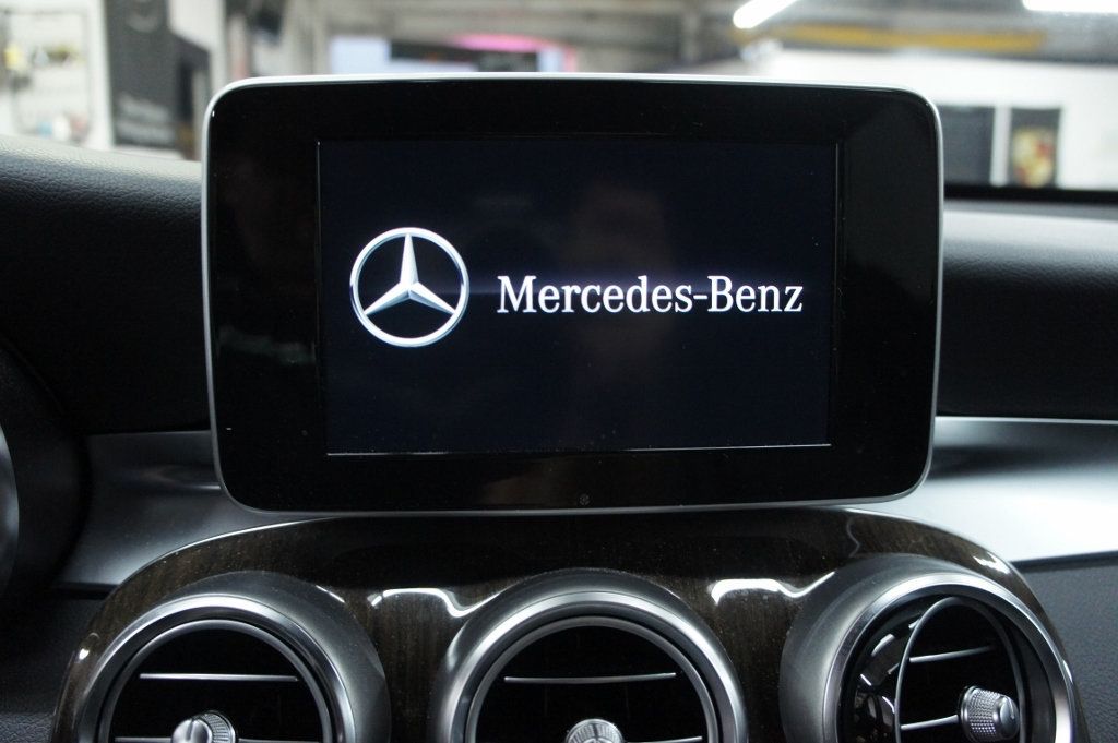 2019 Mercedes-Benz GLC Low Mileage, Immaculate! Panorama Roof! - 22945632 - 28