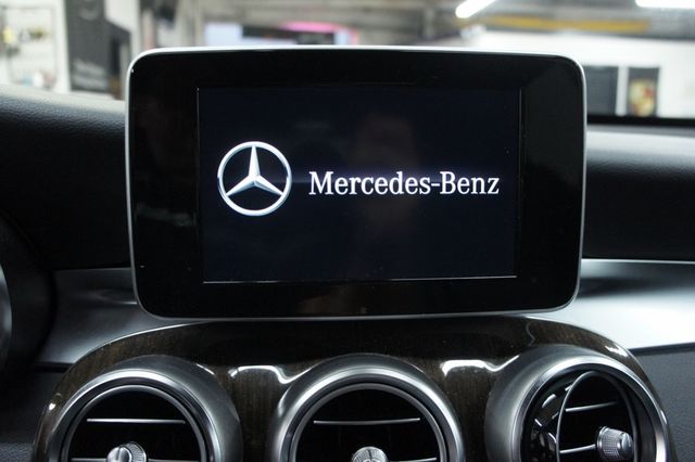 2019 Mercedes-Benz GLC Low Mileage, Immaculate! Panorama Roof! - 22945632 - 28