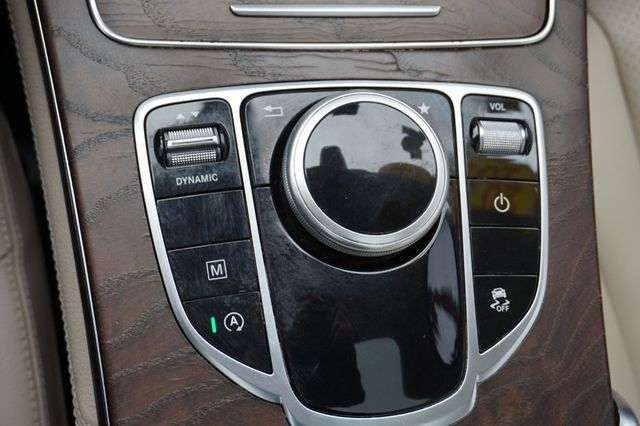 2019 Mercedes-Benz GLC LOW MILES,GLC 300,4MATIC,PREMIUM WHEELS,MOON ROOF, LEATHER SEATS - 22963603 - 35