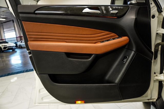 2019 Mercedes-Benz GLE AMG GLE 43 4MATIC Coupe - 22940347 - 33