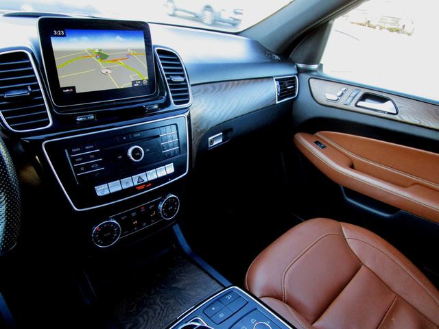 2019 Mercedes-Benz GLE GLE 400 4MATIC SUV - 23097631 - 22