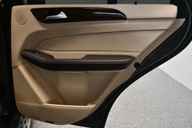 2019 Mercedes-Benz GLE GLE 400 4MATIC SUV - 22989566 - 24