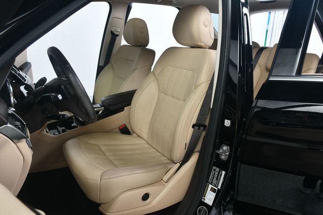 2019 Mercedes-Benz GLE GLE 400 4MATIC SUV - 22989566 - 29