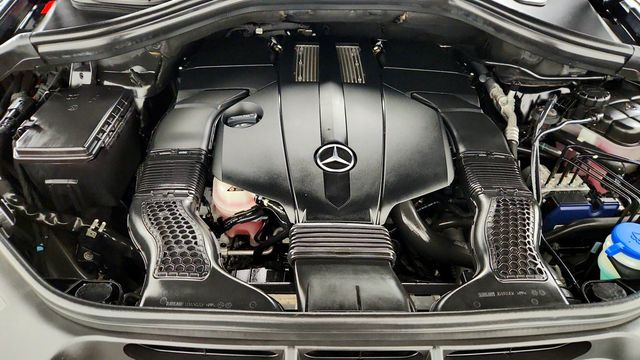 2019 Mercedes-Benz GLE GLE 400 4MATIC SUV - 23092244 - 25