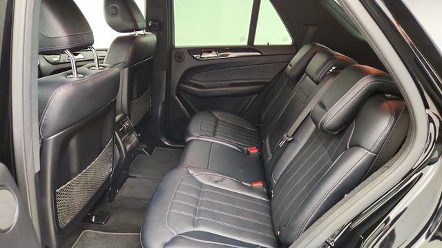 2019 Mercedes-Benz GLE GLE 400 4MATIC SUV w/ Premium 1 & Parking Assist Pkgs - 23092244 - 19