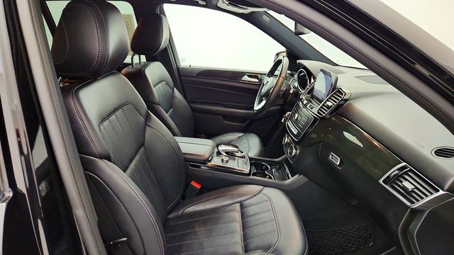 2019 Mercedes-Benz GLE GLE 400 4MATIC SUV w/ Premium 1 & Parking Assist Pkgs - 23092244 - 22
