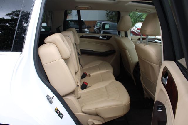 2019 Mercedes-Benz GLS GLS 450 4MATIC SUV - 23056937 - 32