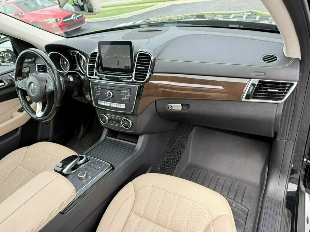 2019 Mercedes Benz GLS 450 4MATIC photo 10