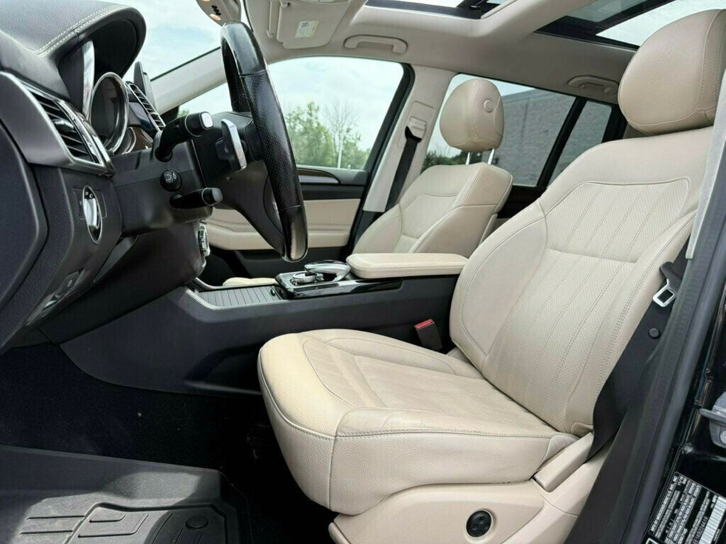 2019 Mercedes Benz GLS 450 4MATIC photo 15
