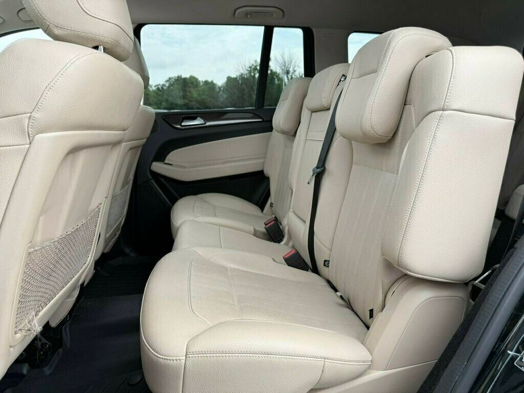 2019 Mercedes Benz GLS 450 4MATIC photo 18