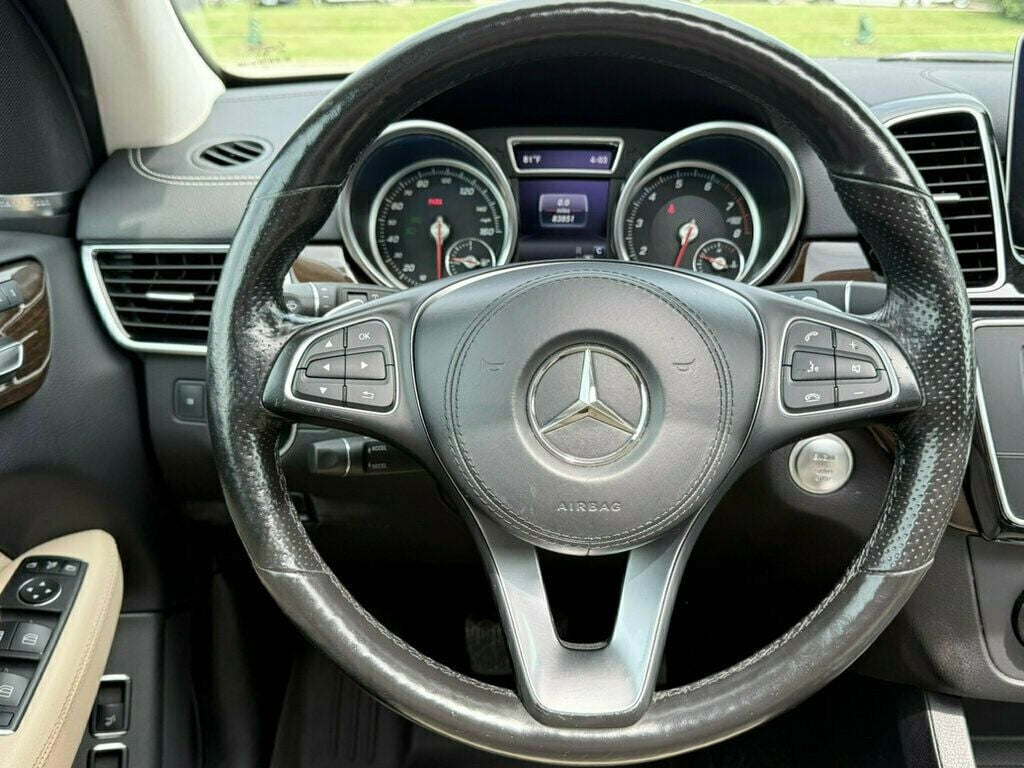 2019 Mercedes Benz GLS 450 4MATIC photo 24