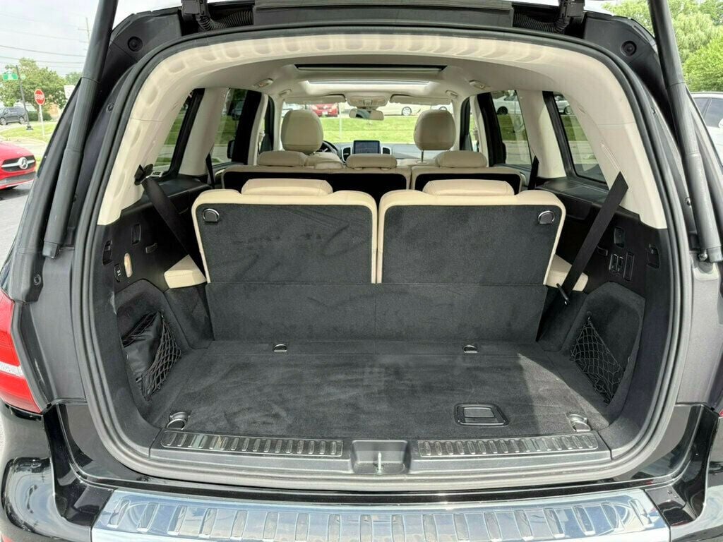 2019 Mercedes Benz GLS 450 4MATIC photo 40