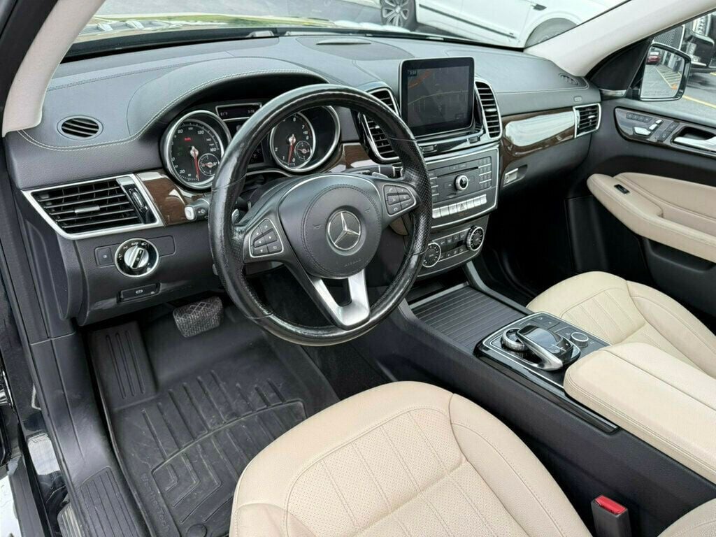 2019 Mercedes Benz GLS 450 4MATIC photo 9