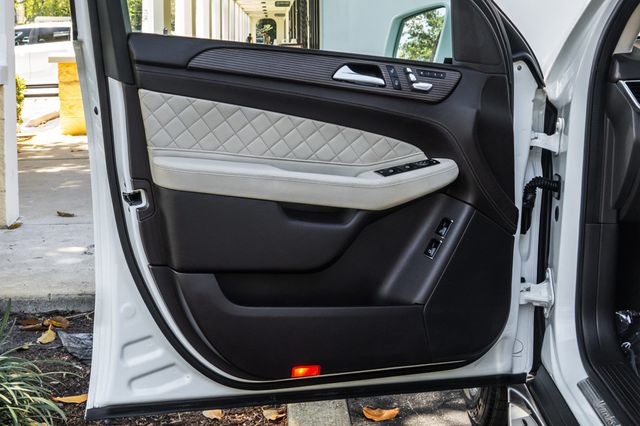 2019 Mercedes-Benz GLS GLS 450 4MATIC SUV - 23011119 - 32