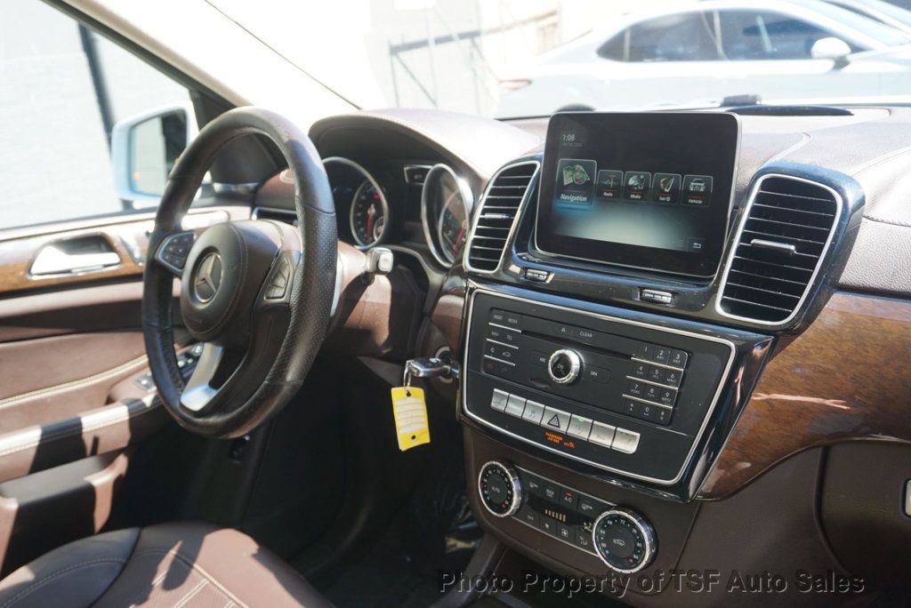 2019 Mercedes Benz GLS 450 4MATIC photo 16