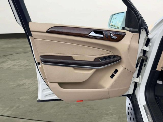 2019 Mercedes-Benz GLS GLS 550 4MATIC SUV - 23045962 - 16